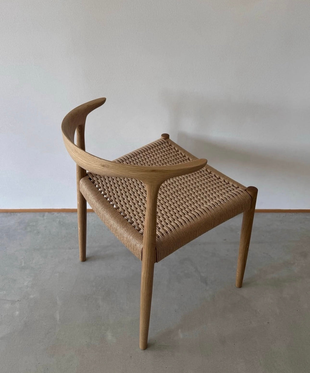 Liora Chair